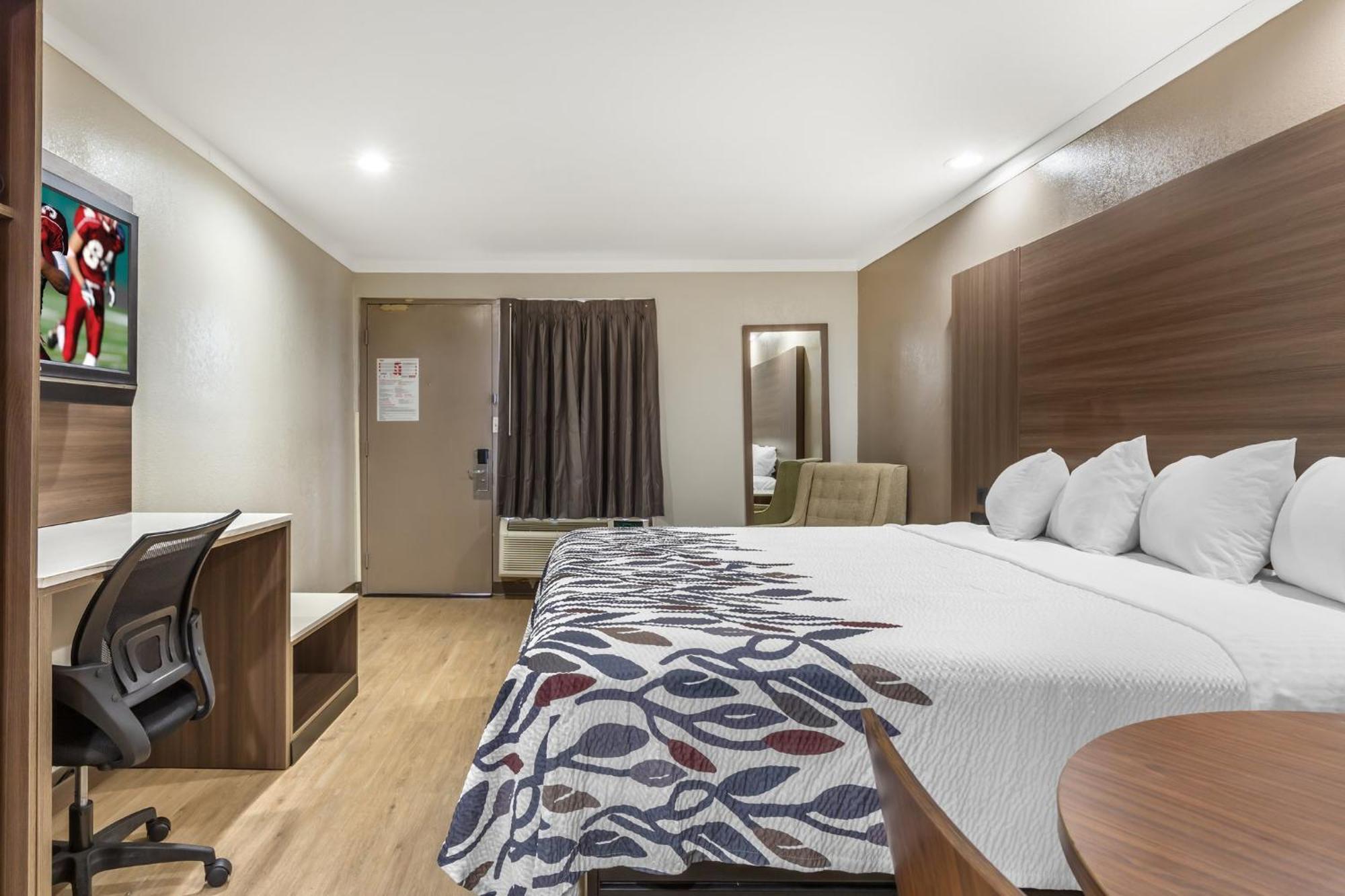 Red Roof Inn Raleigh Northeast - Downtown מראה חיצוני תמונה