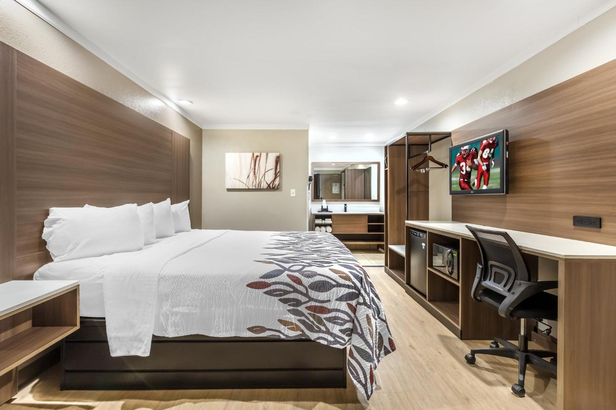 Red Roof Inn Raleigh Northeast - Downtown מראה חיצוני תמונה