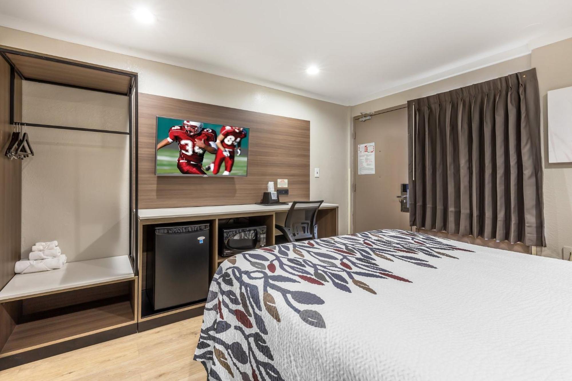 Red Roof Inn Raleigh Northeast - Downtown מראה חיצוני תמונה