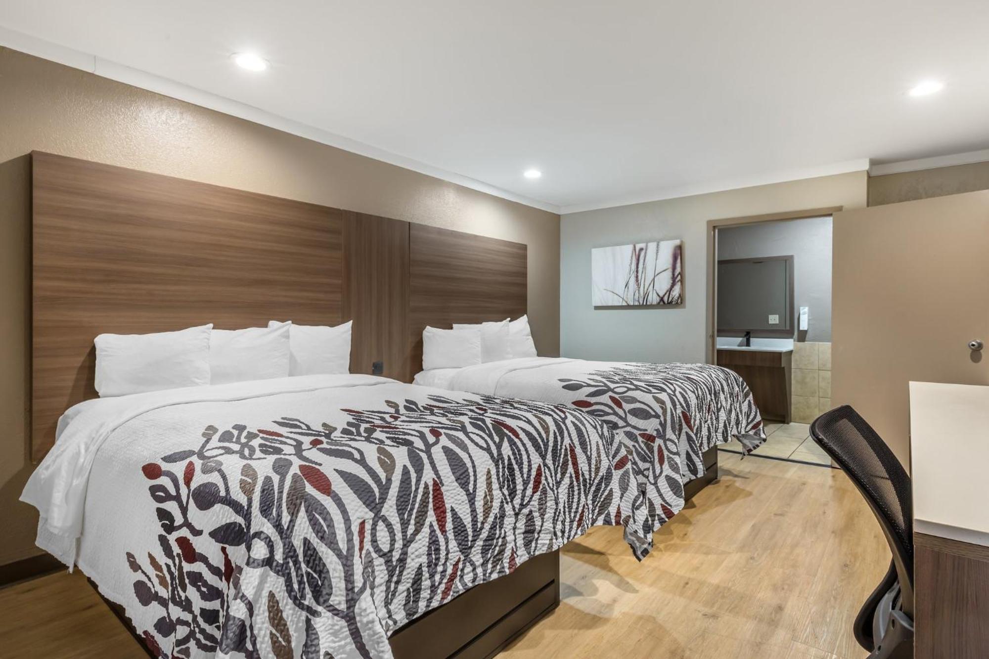 Red Roof Inn Raleigh Northeast - Downtown מראה חיצוני תמונה