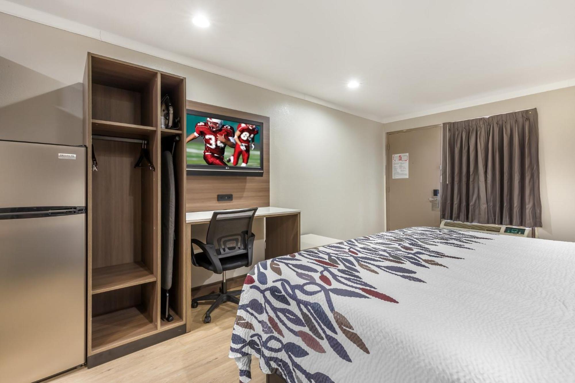 Red Roof Inn Raleigh Northeast - Downtown מראה חיצוני תמונה