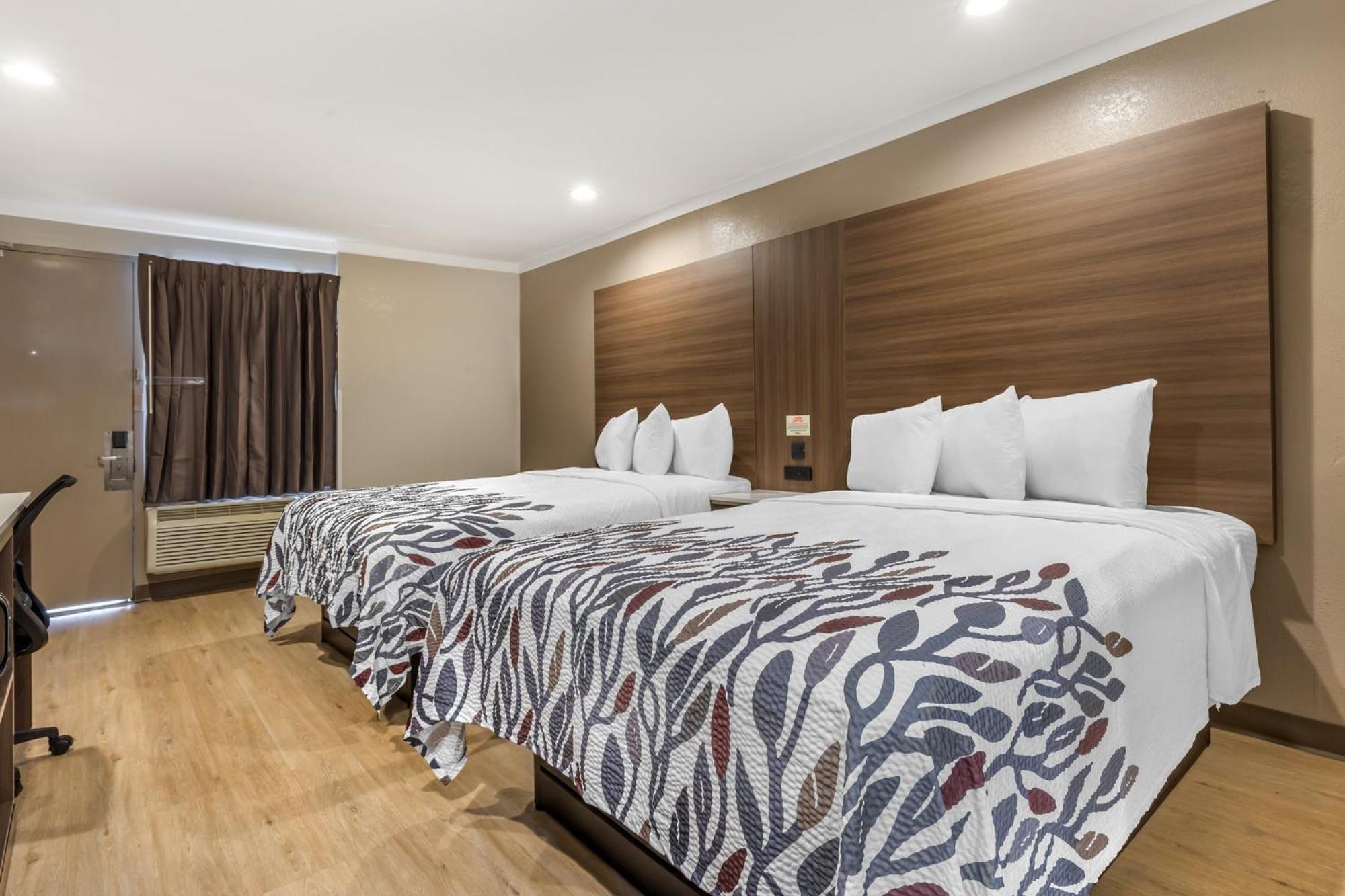 Red Roof Inn Raleigh Northeast - Downtown מראה חיצוני תמונה