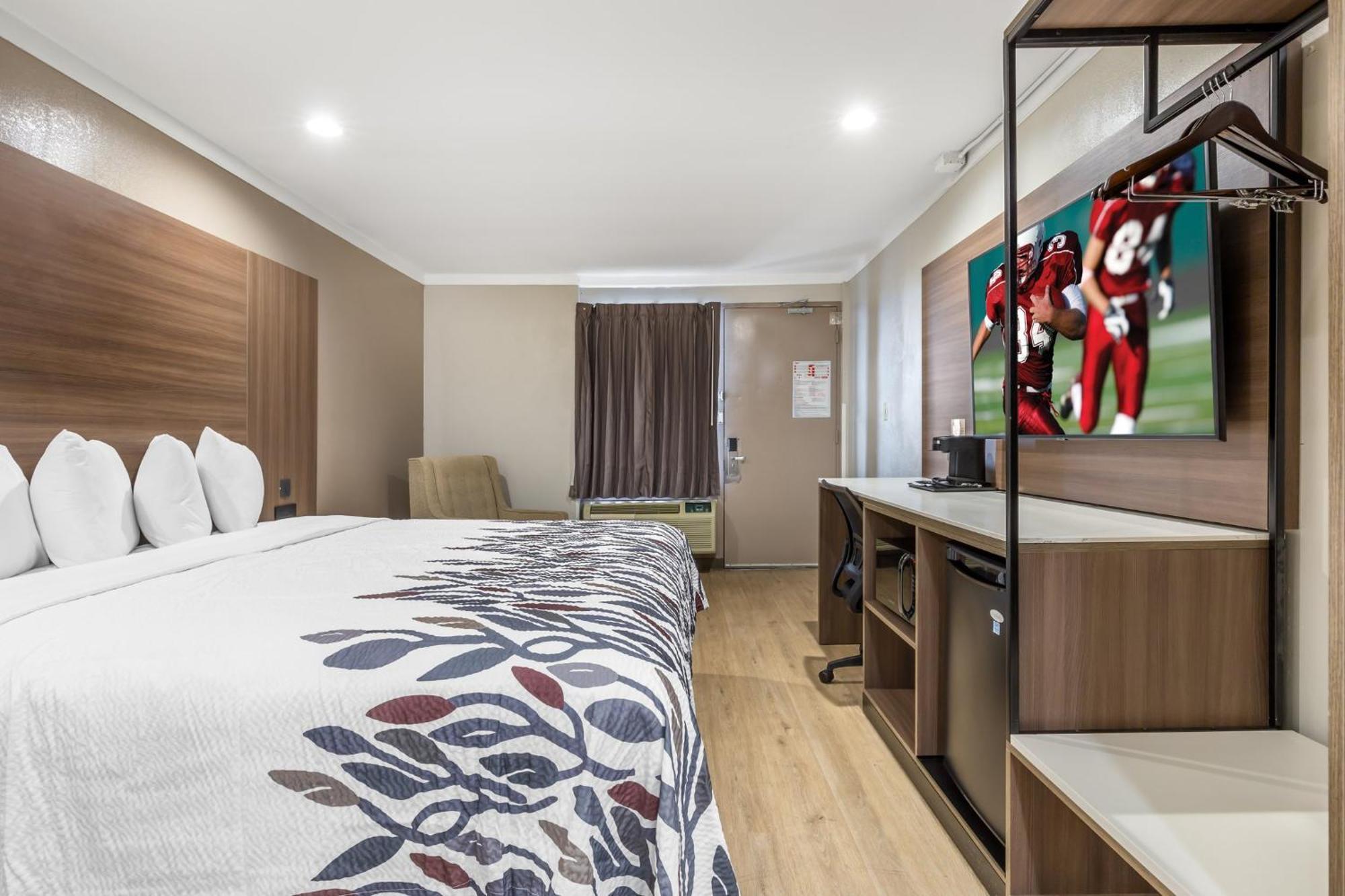 Red Roof Inn Raleigh Northeast - Downtown מראה חיצוני תמונה