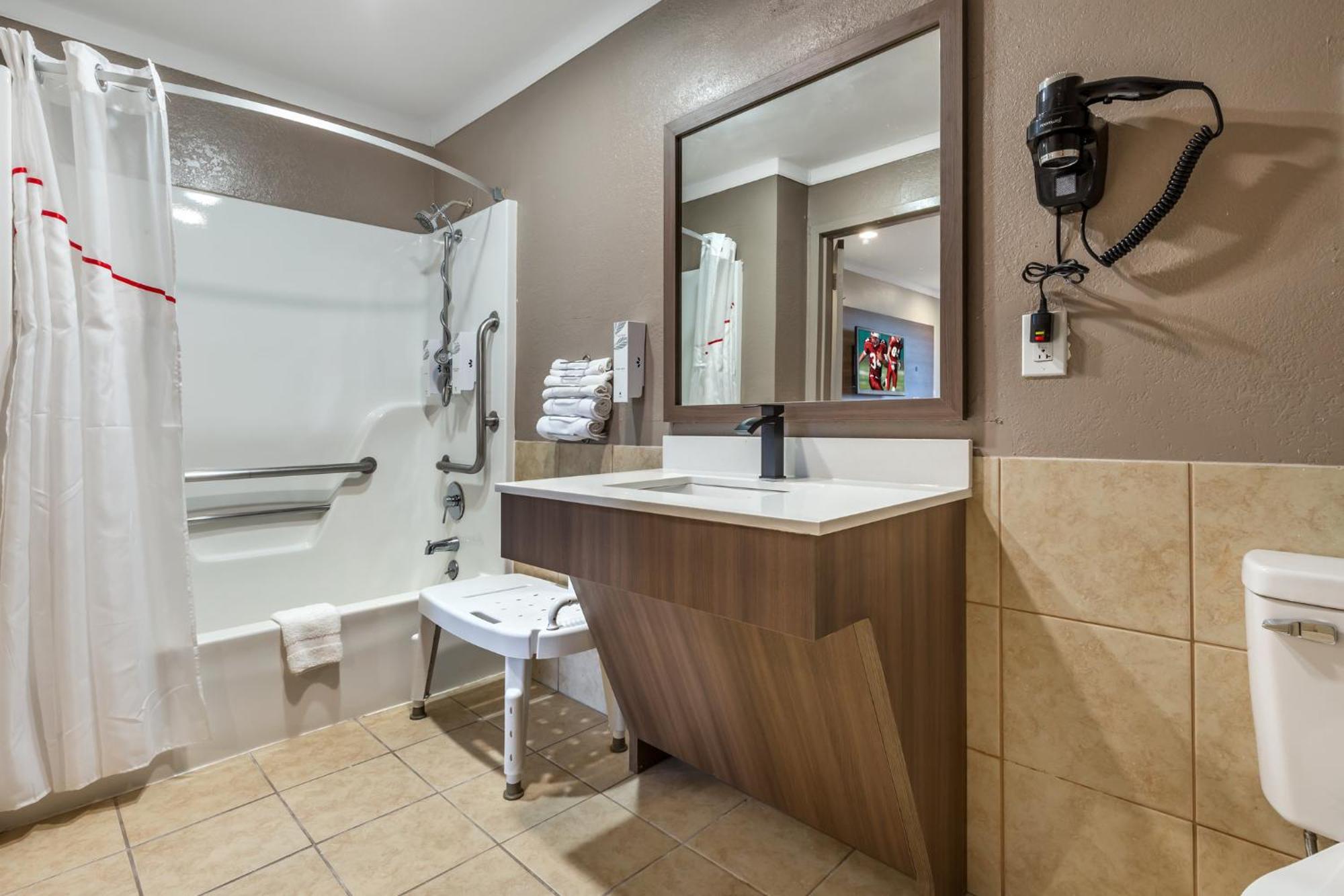 Red Roof Inn Raleigh Northeast - Downtown מראה חיצוני תמונה