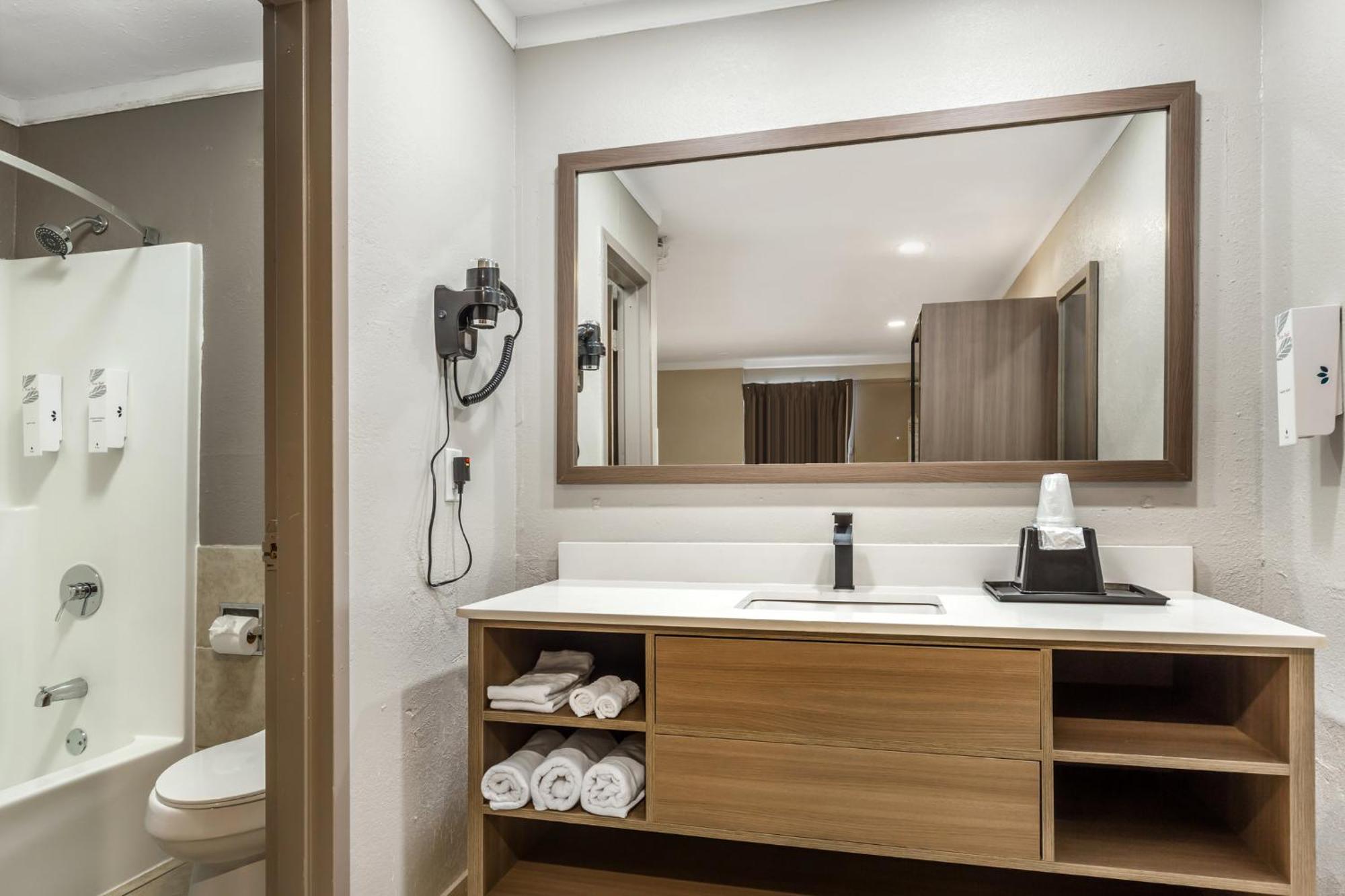 Red Roof Inn Raleigh Northeast - Downtown מראה חיצוני תמונה